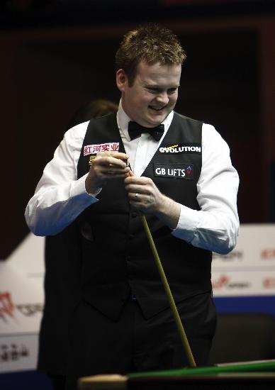 字母哥怒扇队友耳光引发雄鹿队内讧，球迷两派争论不休