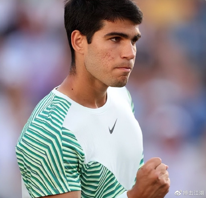 暂居第二的 暂居第二的